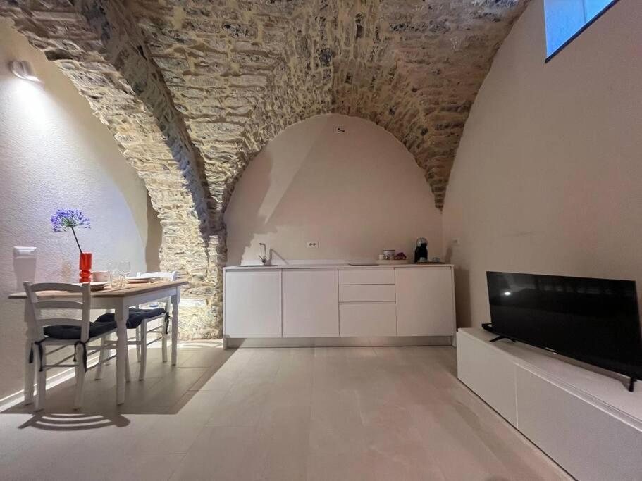 Studio Pietra E Charme Diano San Pietro Esterno foto